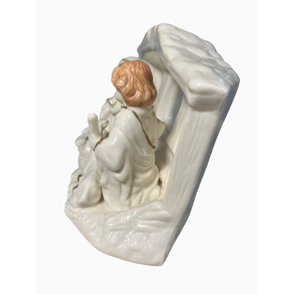 Nativity Small one piece White and Gold Color - Picture 6 of 9